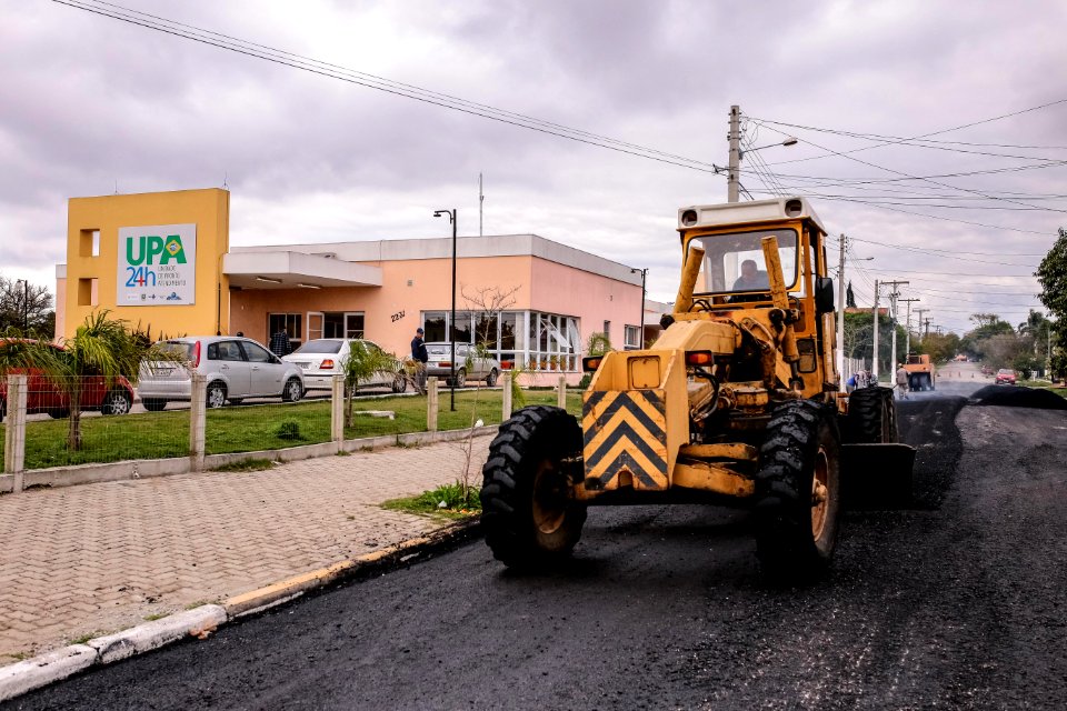 14.08.2018 Regularização asfáltica rua Paul Harris - Fotos Gustavo Mansur