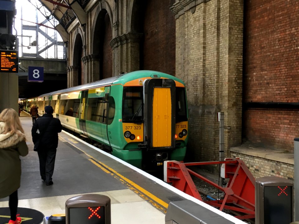 Southern class 377 unit in the now little used platform 8 at London Victoria