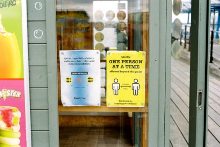 Covid-19.Notices on fish and chip kiosk at head of Southend pier photo
