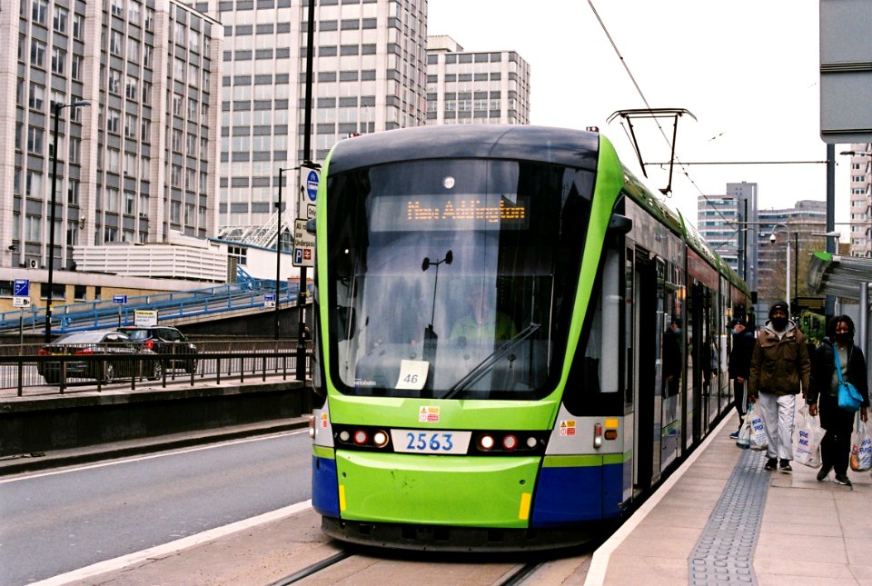 Croydon tram 2563 at Wellesley Road stop