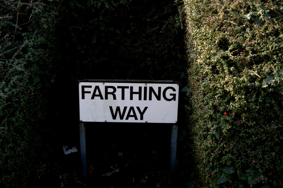 Farthing Way sign.