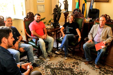 20.04.2018 - Prefeita Paula Mascarenhas durante visita do deputado Estadual João Derly (PSD) - Foto: Gustavo Vara