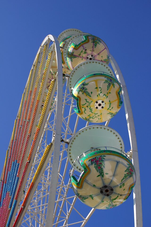Ride folk festival fair