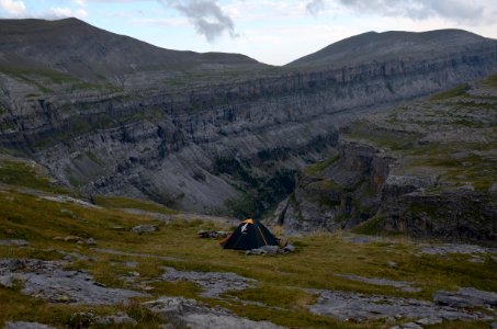 Super cool camp over the Ordesa valley