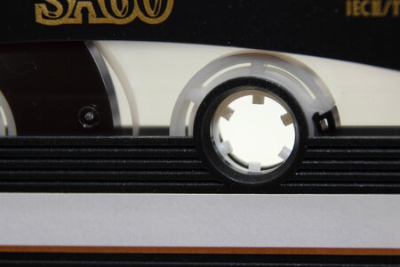 Magnetband detail close up