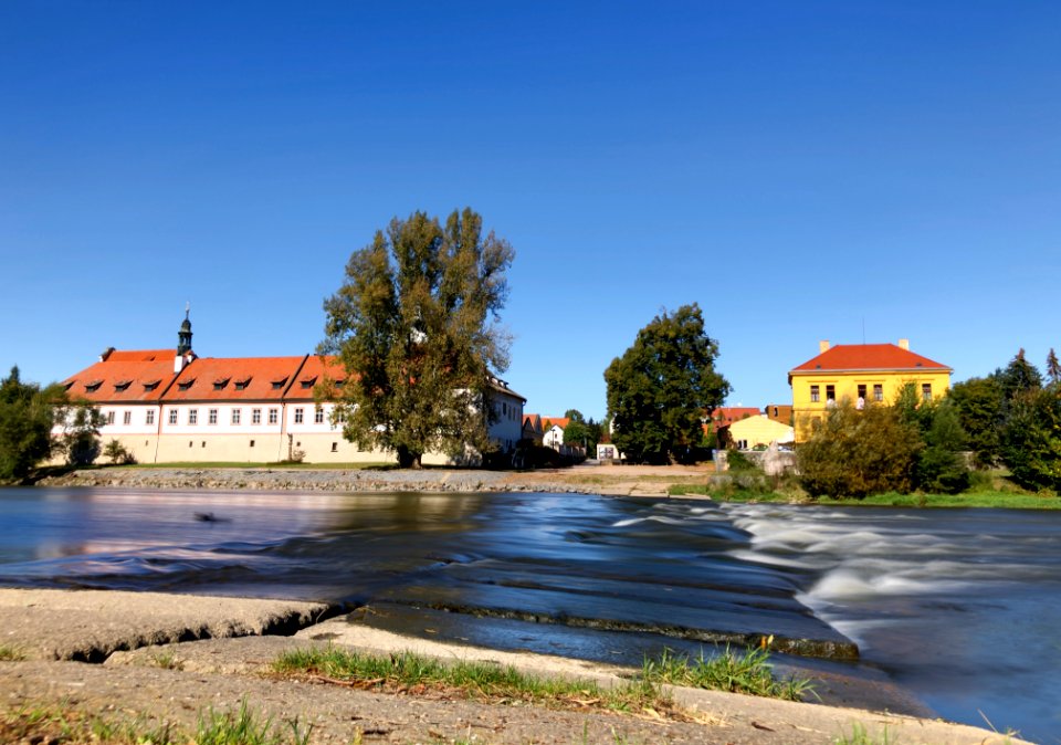 Castle and ford in Dobrichovice