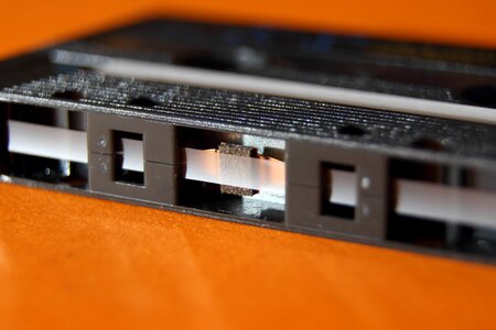 Magnetband detail close up