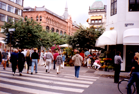 075 - 04 267 80 - Hoek Bremerholm/Lille Kongensgade, Kopenhagen, augustus 1994 photo