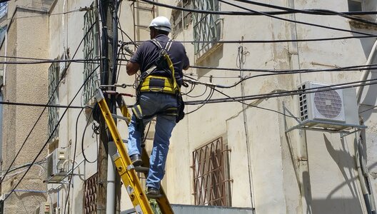 Communication support connection