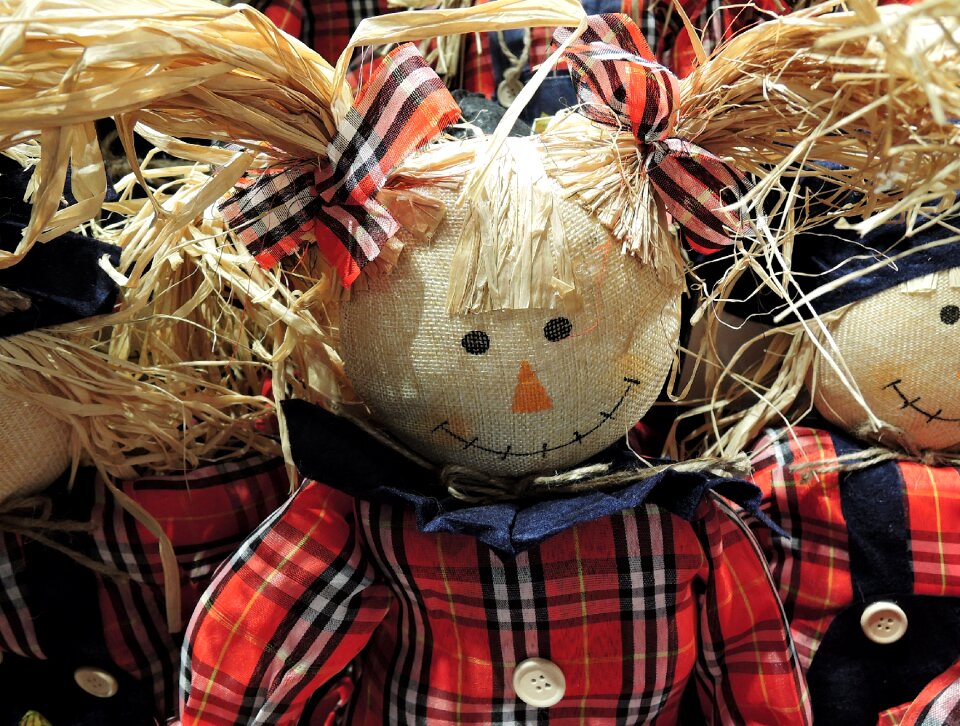 Straw embroidered face dressed