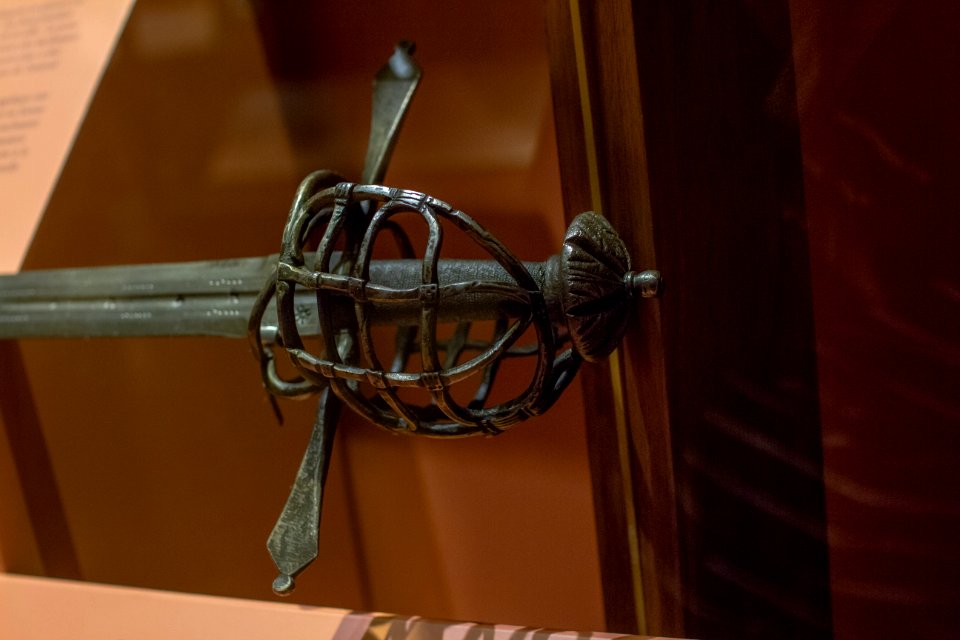 basket hilted broadsword