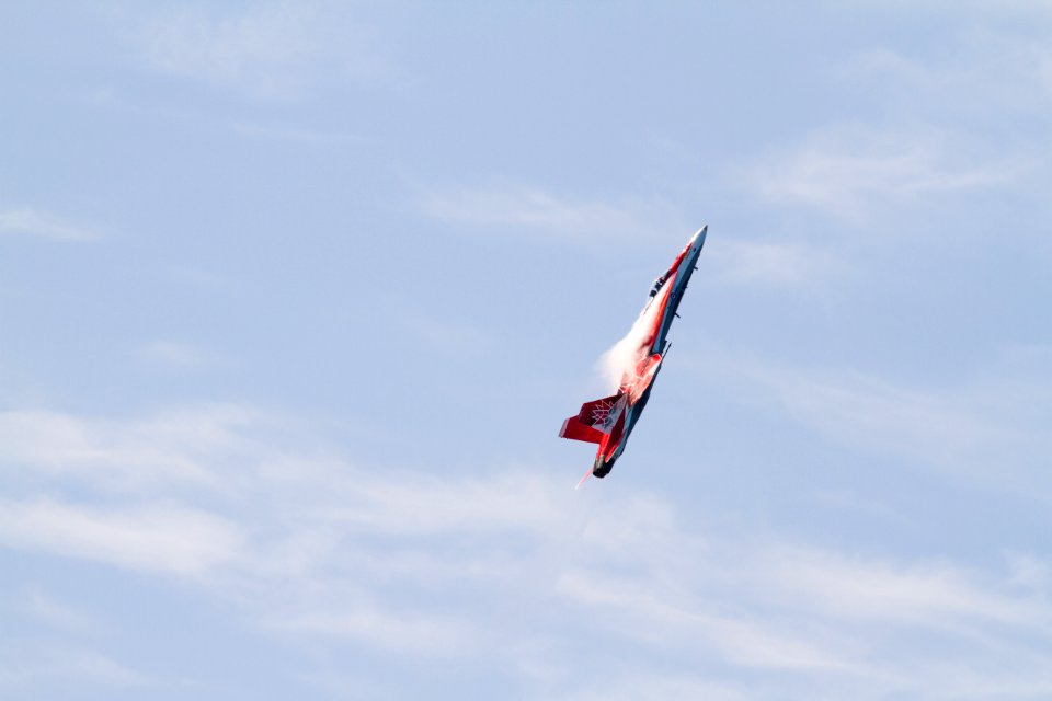 CF-188A v a p o r w a v e