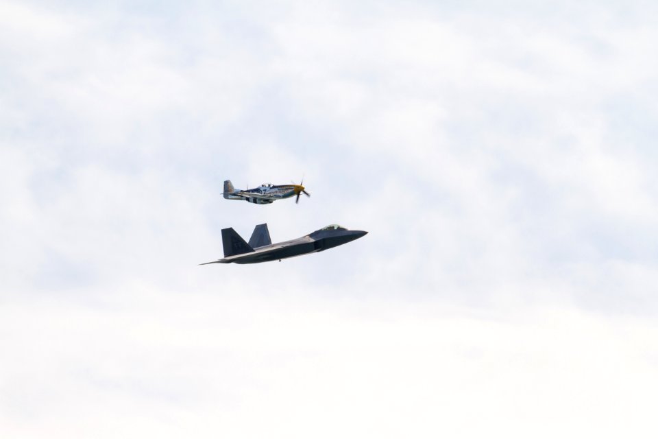 F-22A Raptor + P-51 Mustang 3