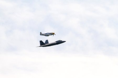 F-22A Raptor + P-51 Mustang 3