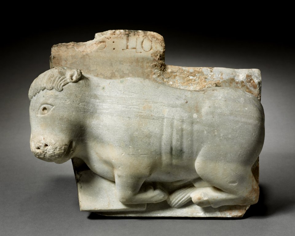 1972.22 print- Fragment of Capital with the Ox of Saint Luke