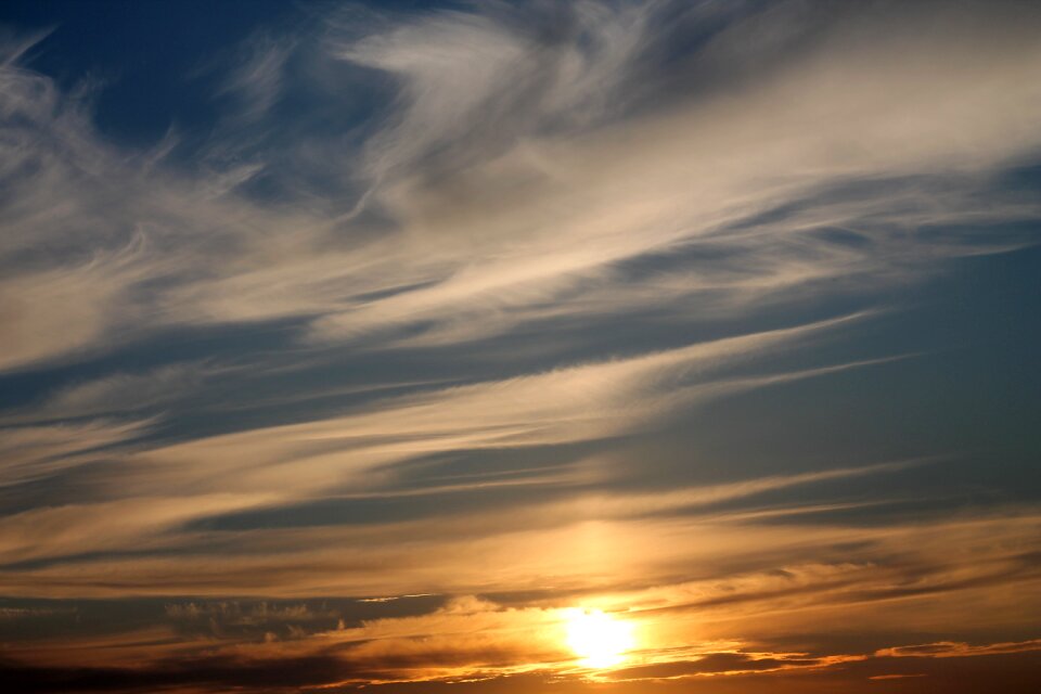 Weather cirrus cloud