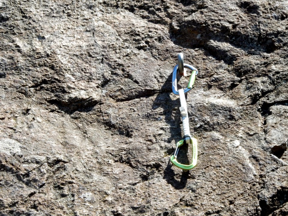 Dégaine abandonnée escalade à l'île aux Pies