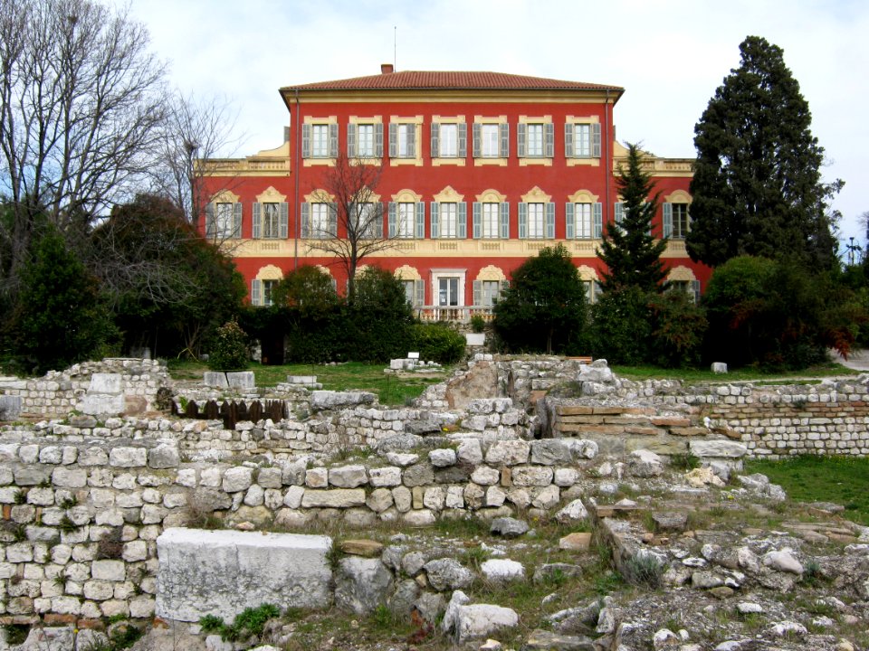 mansion with ruins garden