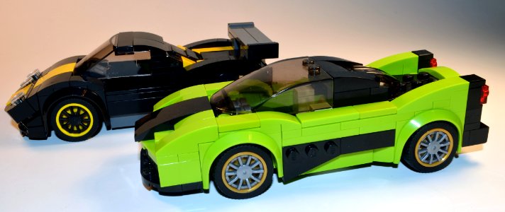 Huayra + Brickverse's Zonda photo