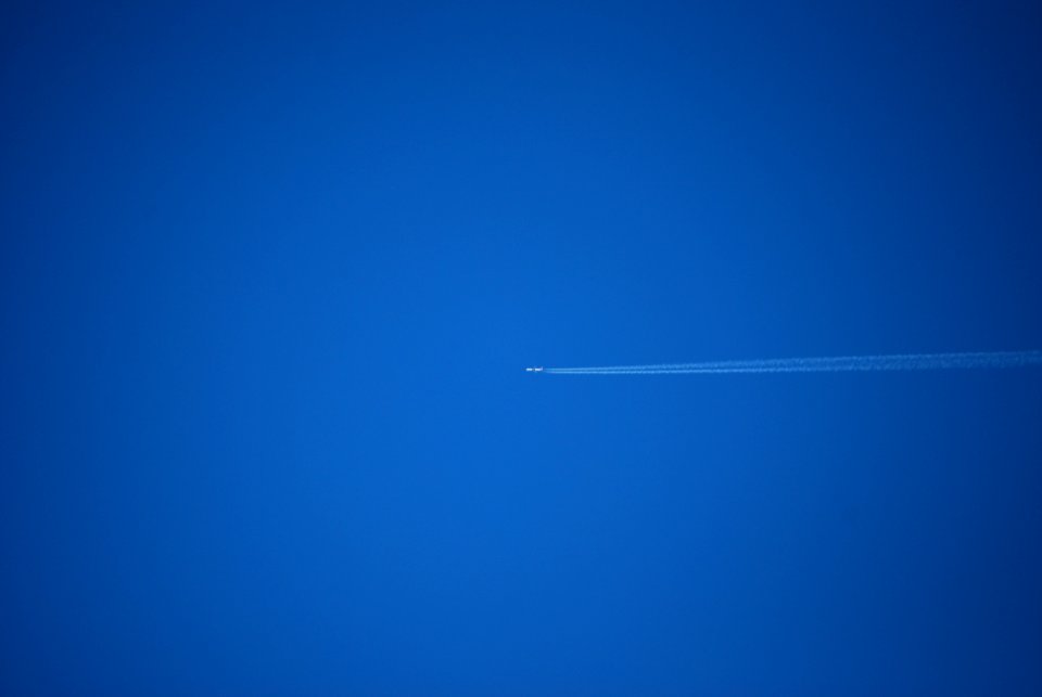 Boeing 757-2Q8, New York to Las Vegas, over the town of Fairport Missouri