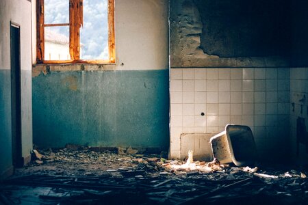 Destroy disaster abandoned