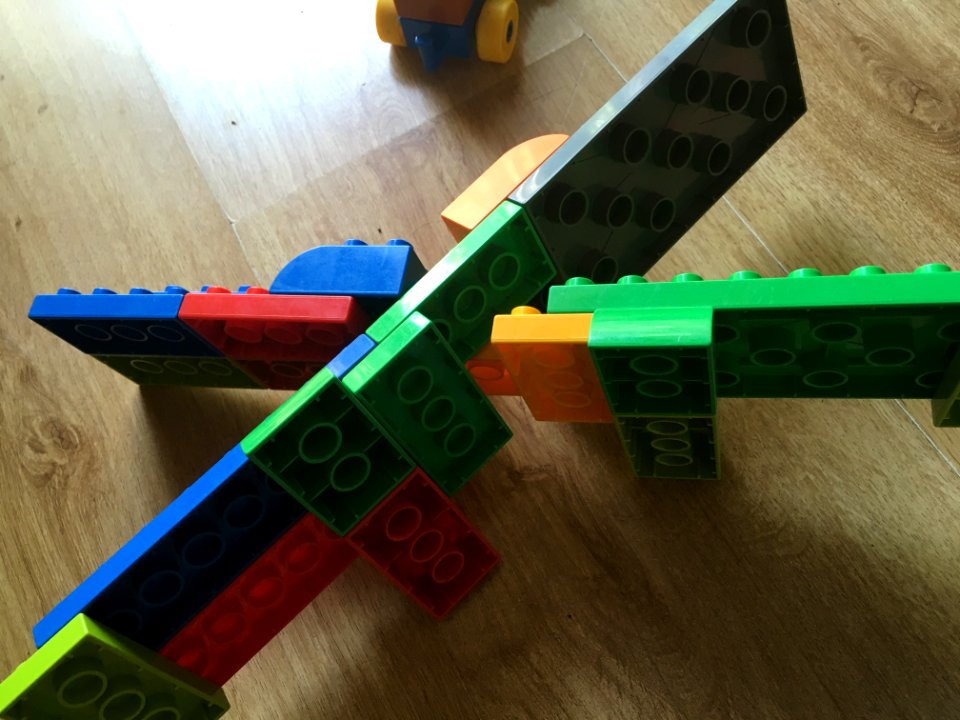 21 - xwing D 5 (wing mechanism detail)