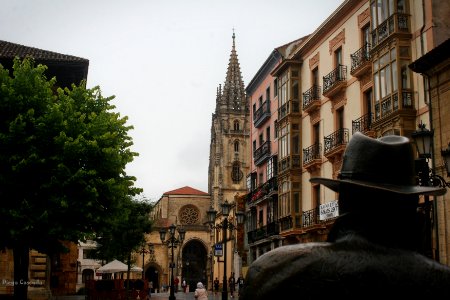 Catedral de Oviedo photo