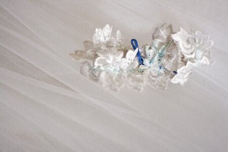 White wedding gray wedding