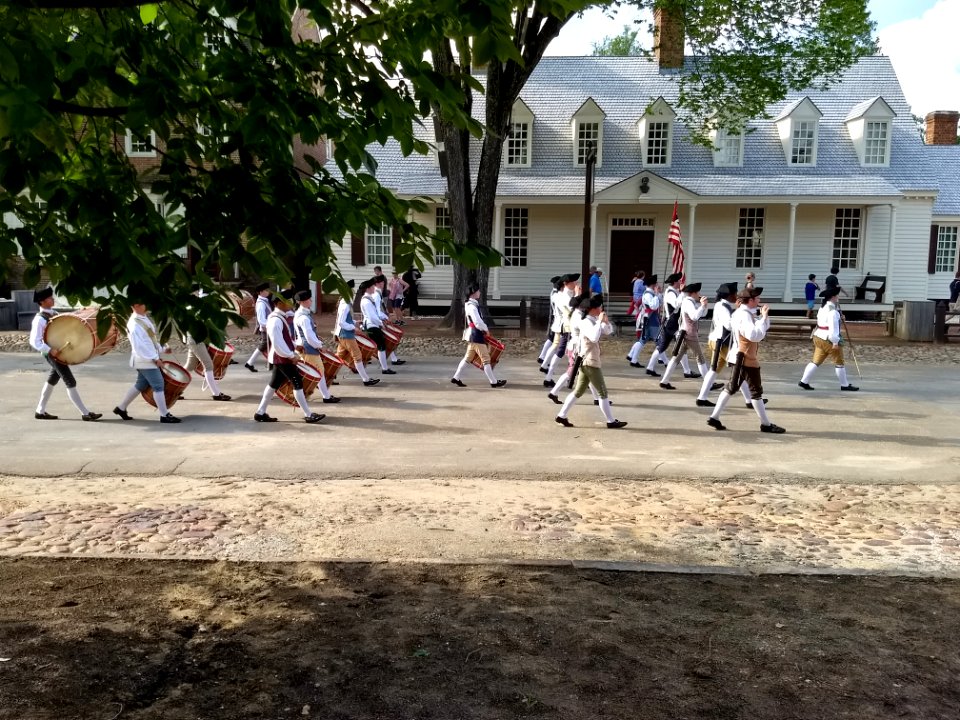 dest pipe and drum parade