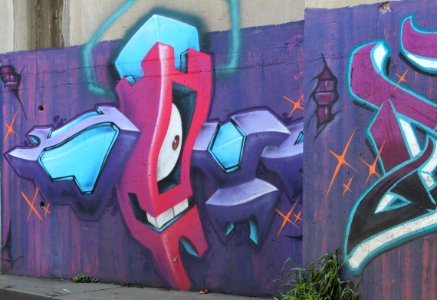 Electro Face Grafiti