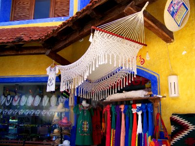 dest rivieramaya market2