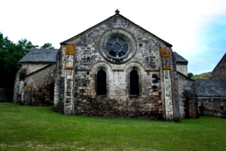 Abbaye de Mègemont à Chassagne 02