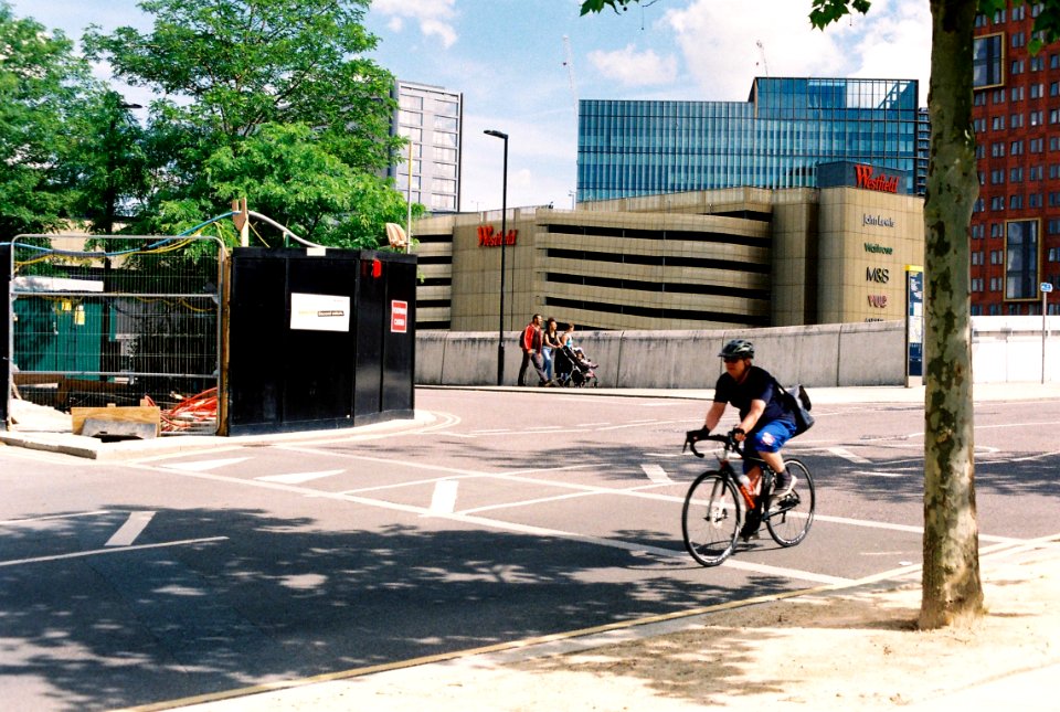 Westfield Stratford City car park and its surroundings
