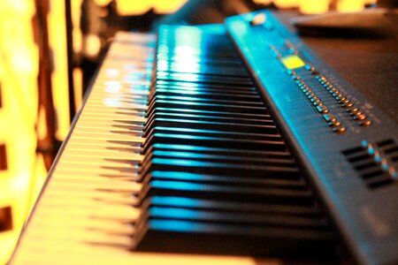 Keyboard piano keys