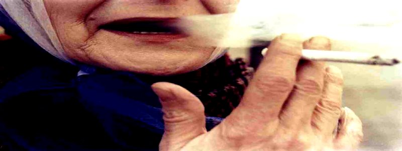WOMAN with Red Lips SMOKING CIGARETTE / 1975 / Pennsylvania, USA