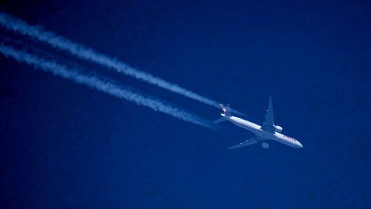 Boeing 777-3DE(ER) Swiss to Shanghai