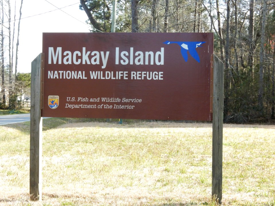 sign Mackay Island NWR ncwetlands KG (66)