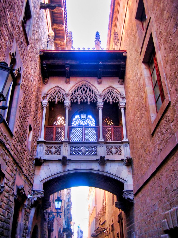 Pont neogòtic, Barri Gòtic, Barcelona