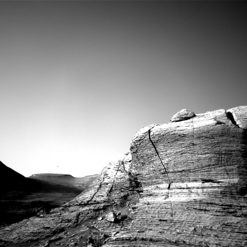 UFO on Mars spotted by Curiosity Rover