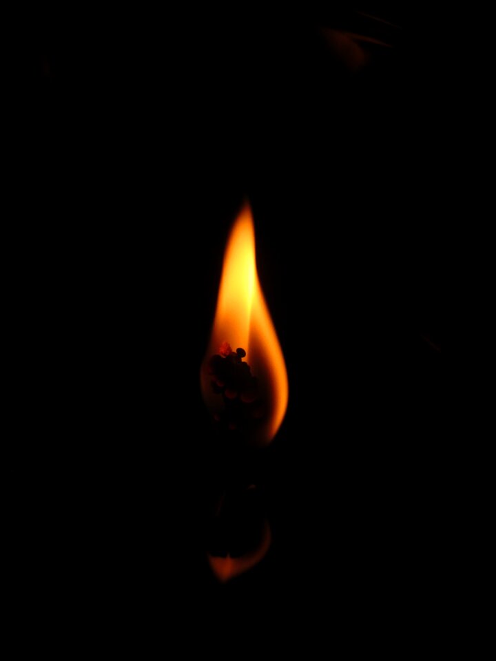 Darkness light one
