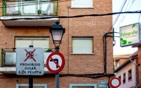 05052020-Todo está prohibido menos la fotografía