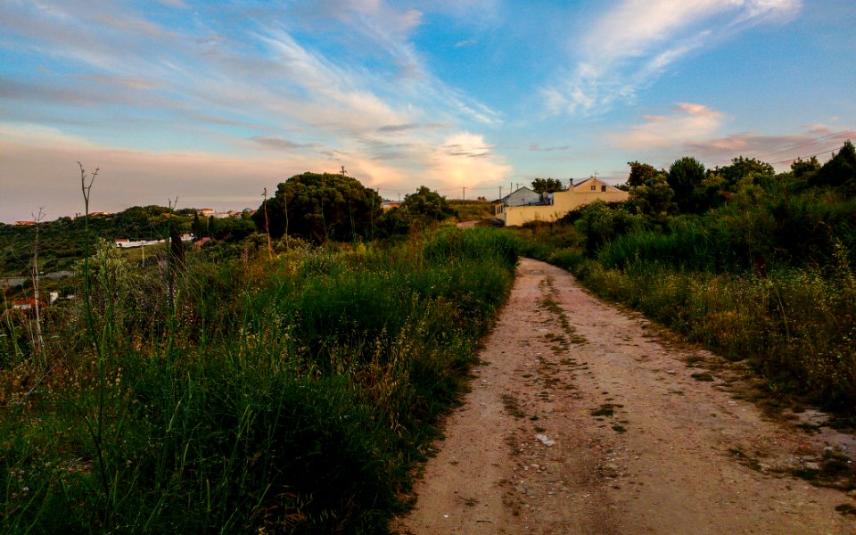 A Simple Road
