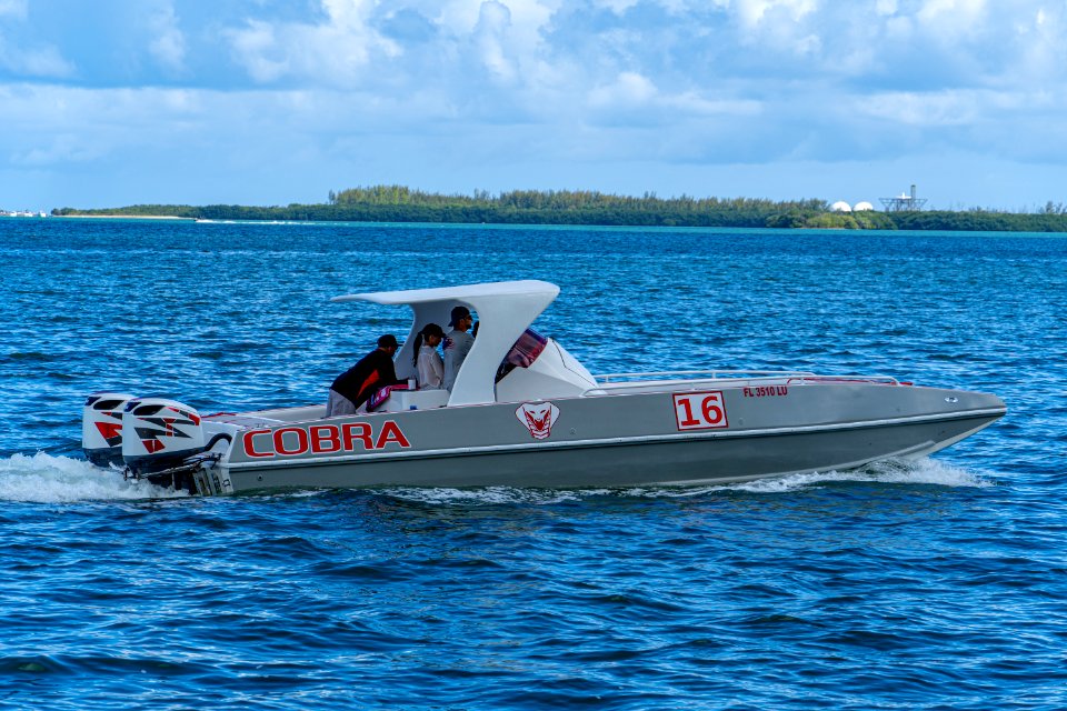 Aeronautical Marine Media 32