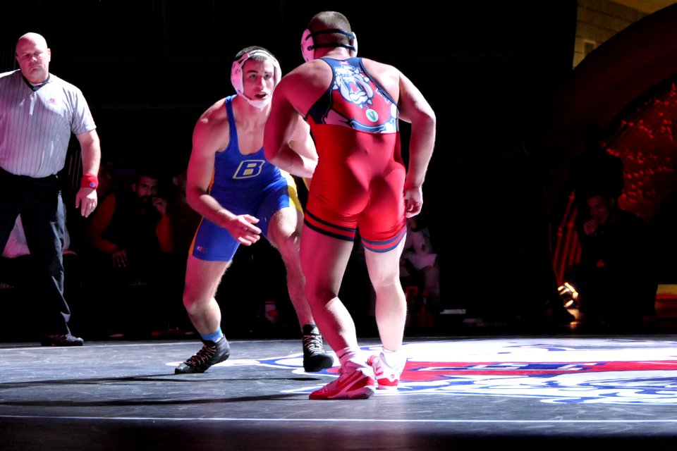 184 Hunter Cruz (Fresno) dec 2-1 Josh Loomer (Cal State Bakersfield)
