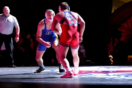 184 Hunter Cruz (Fresno) dec 2-1 Josh Loomer (Cal State Bakersfield)