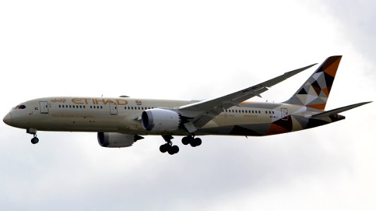 Etihad Boeing 787-9 A6-BLJ photo