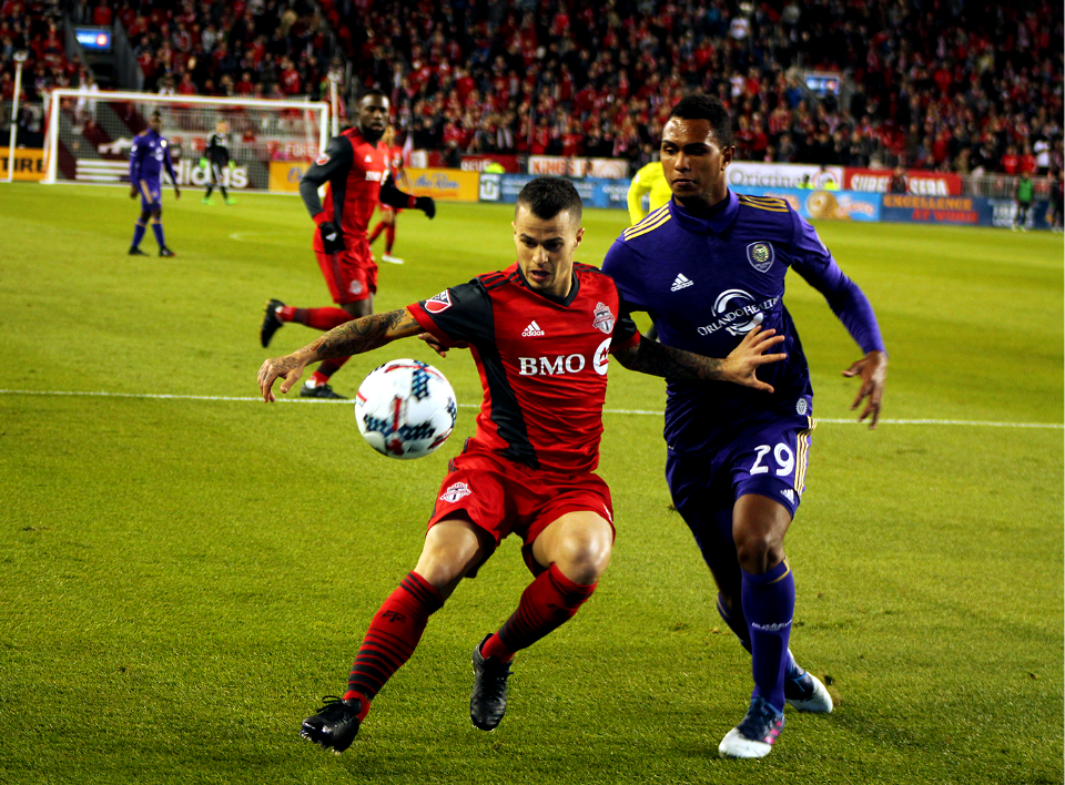 Giovinco holds off Tommy Redding
