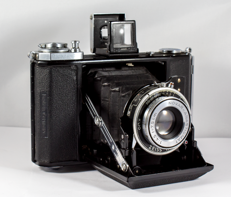 Zeiss-Ikon Ikonta 521/16 (ca. 1946)