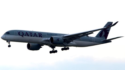 Qatar Airways A350 A7-ALG photo