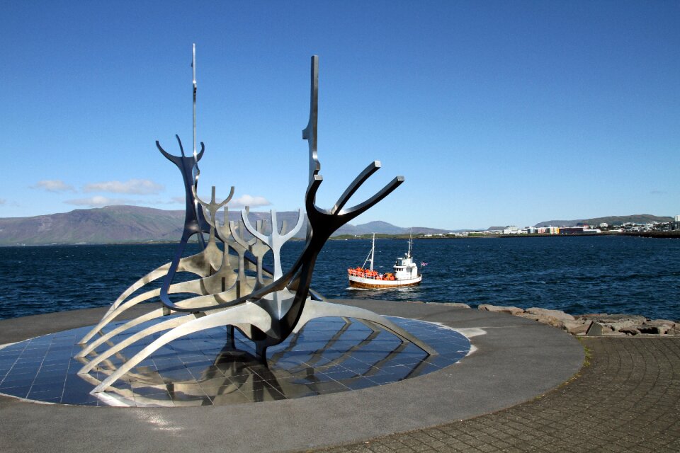 Sólfar sun voyager sculpture